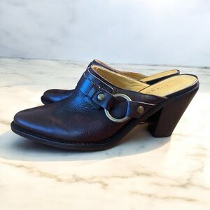 Gianni‎ Bini Women's Dark Brown Leather Mules with Buckle